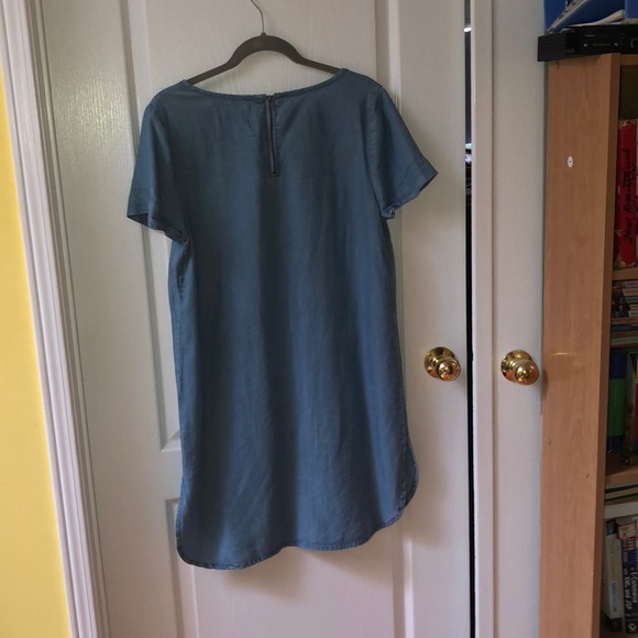 Denim-looking dress - Picture 2 of 2